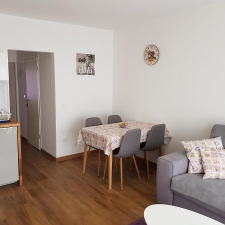 Apartman Luka Novigrad  Екстер'єр фото