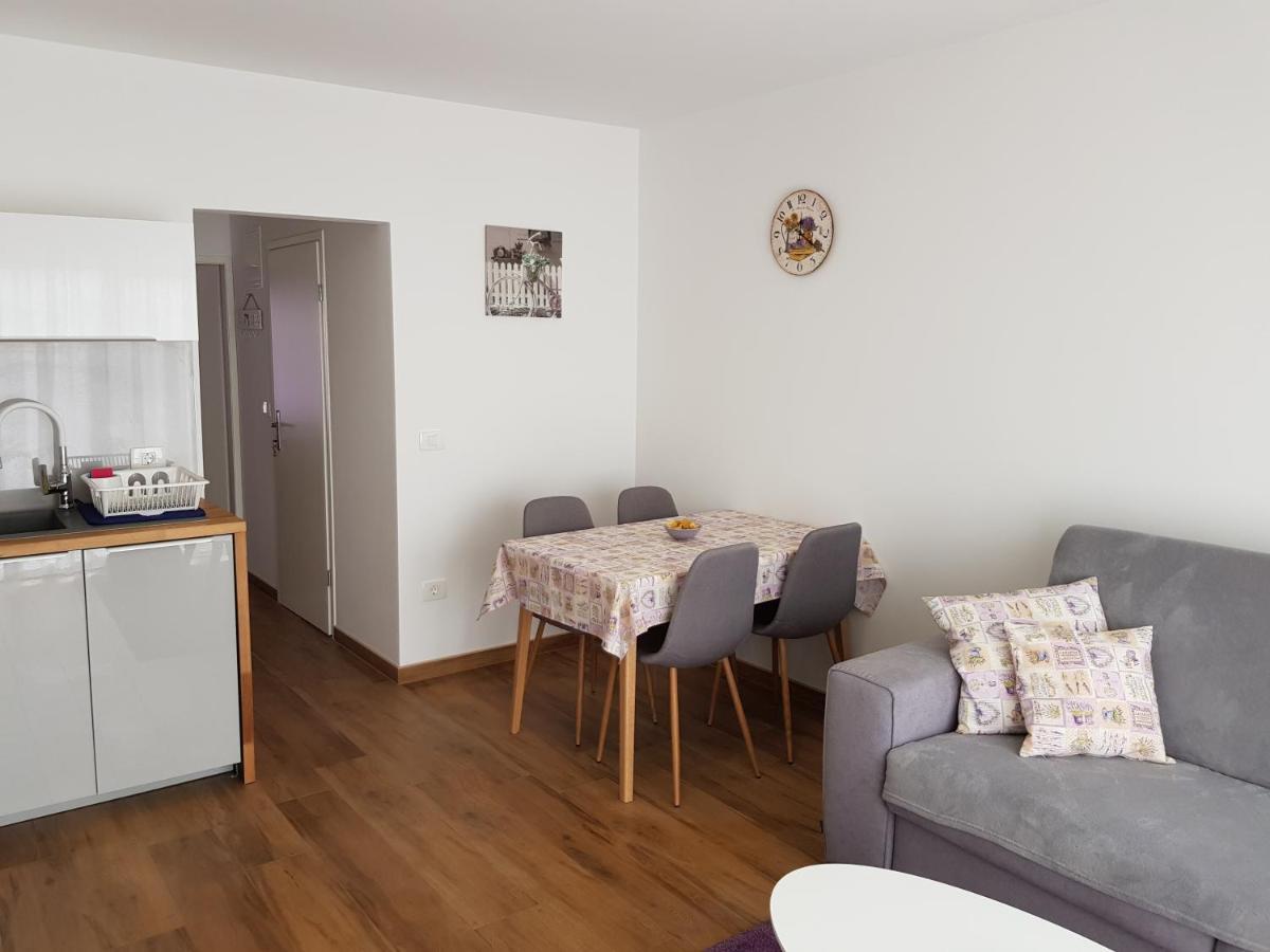 Apartman Luka Novigrad  Екстер'єр фото