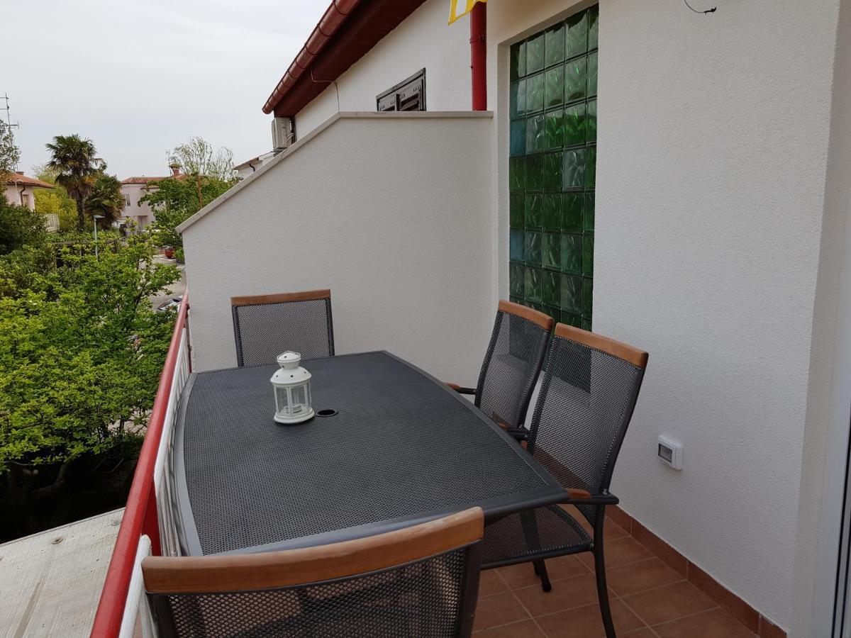 Apartman Luka Novigrad  Екстер'єр фото